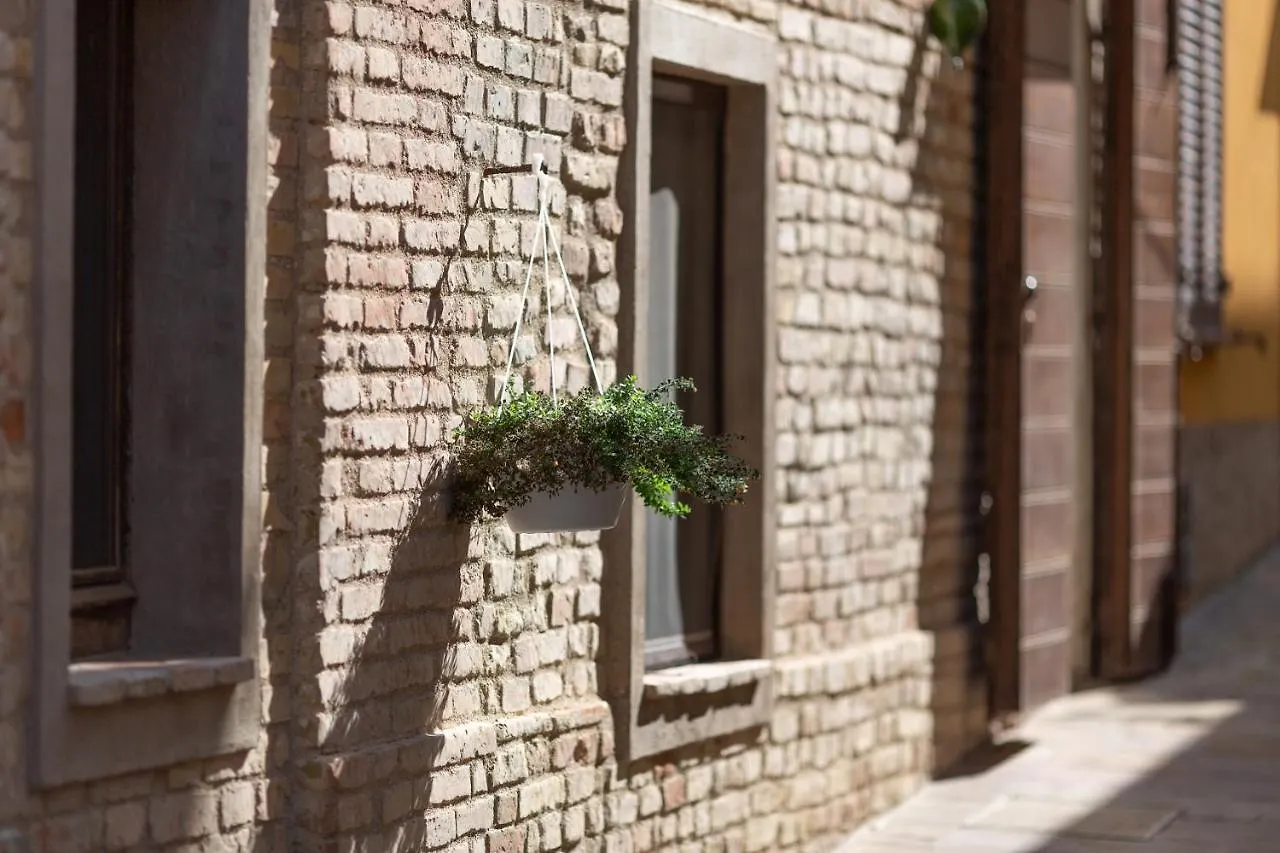 Holiday home Relais Castel D'Emilio - Casa Verde Cassero